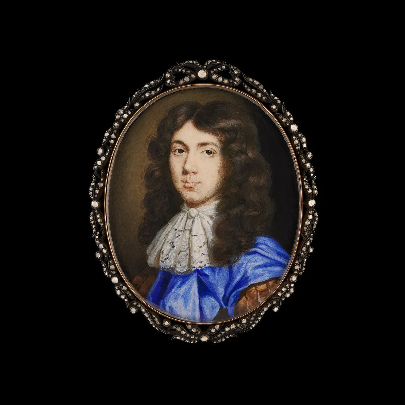 portrait miniature of a gentleman in a blue and brown dublet, and white neckerchief, by richard gibson court painter. other works by richard gibson are for sale in theartist page
